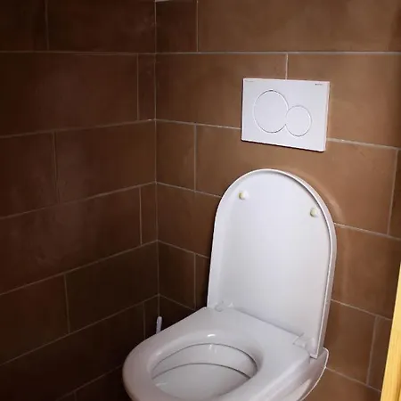 アパート U Cvrku