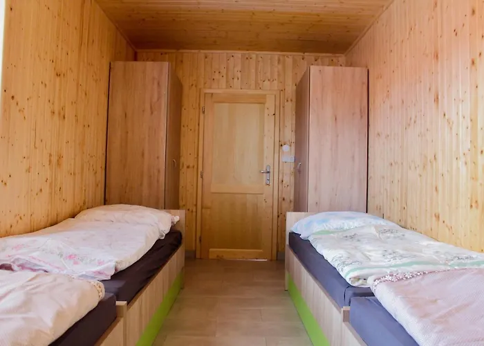 U Cvrku アパート